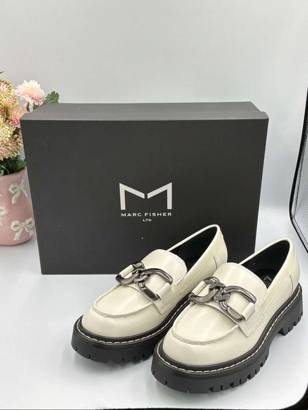 Marc Fisher Cream Leather Lug-Soled Loafers with Silver Chain